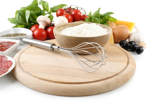 čerstvé ingrediencie a kuchárske náradie